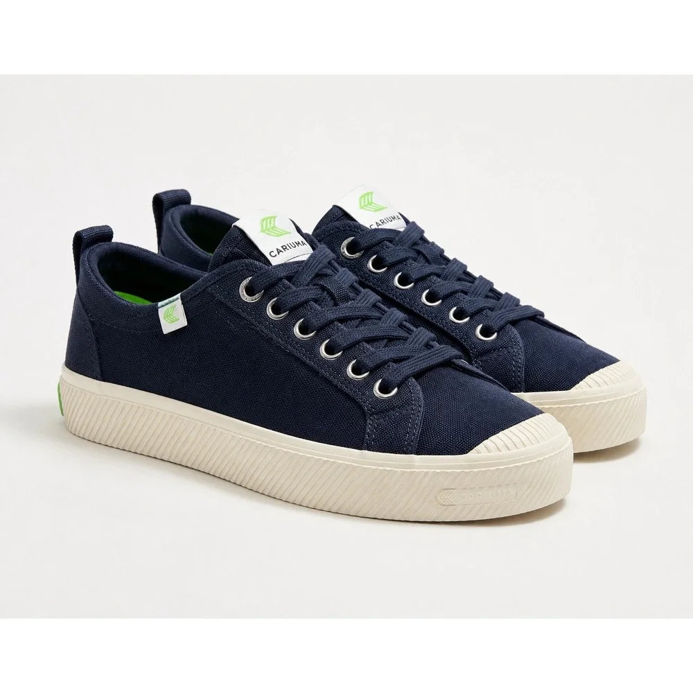 Cariuma OCA Low Canvas Sneakers Mens 9.5 Womens 11 Navy Blue Low Top